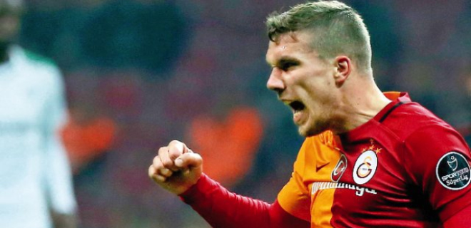 Lukas Podolski'ye Algı Operasyonu