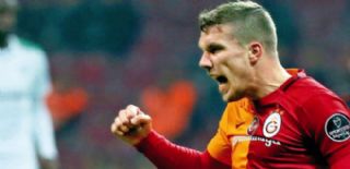 Lukas Podolski'ye Algı Operasyonu